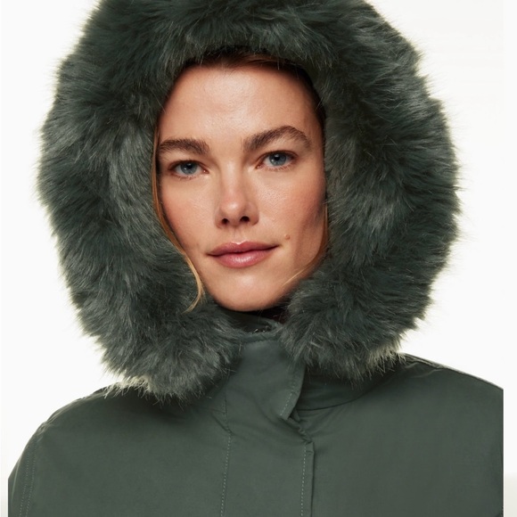 Wilfred Mont Blanc Parka. Like new condition. Size XS. - Picture 7 of 16